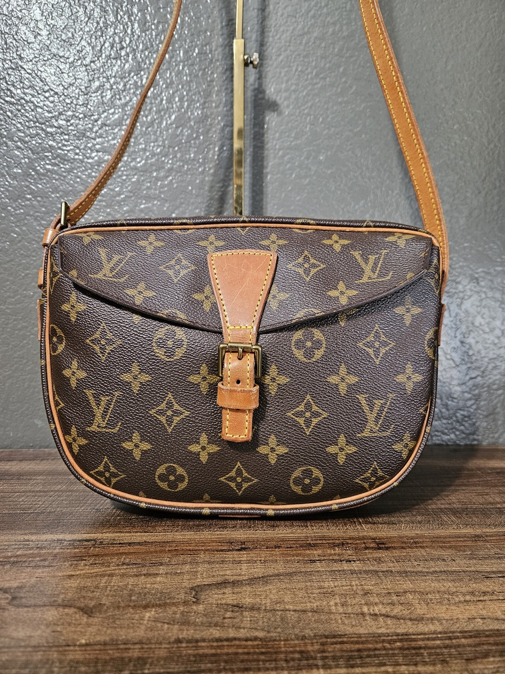 Authentic Louis Vuitton Vintage Jeune Fille Mm Monogram - Picture 3 of 15